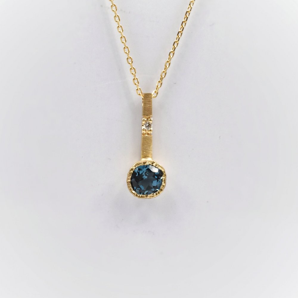 ΜΕΝΤΑΓΙΟΝ ΜΕ LONDON BLUE TOPAZ