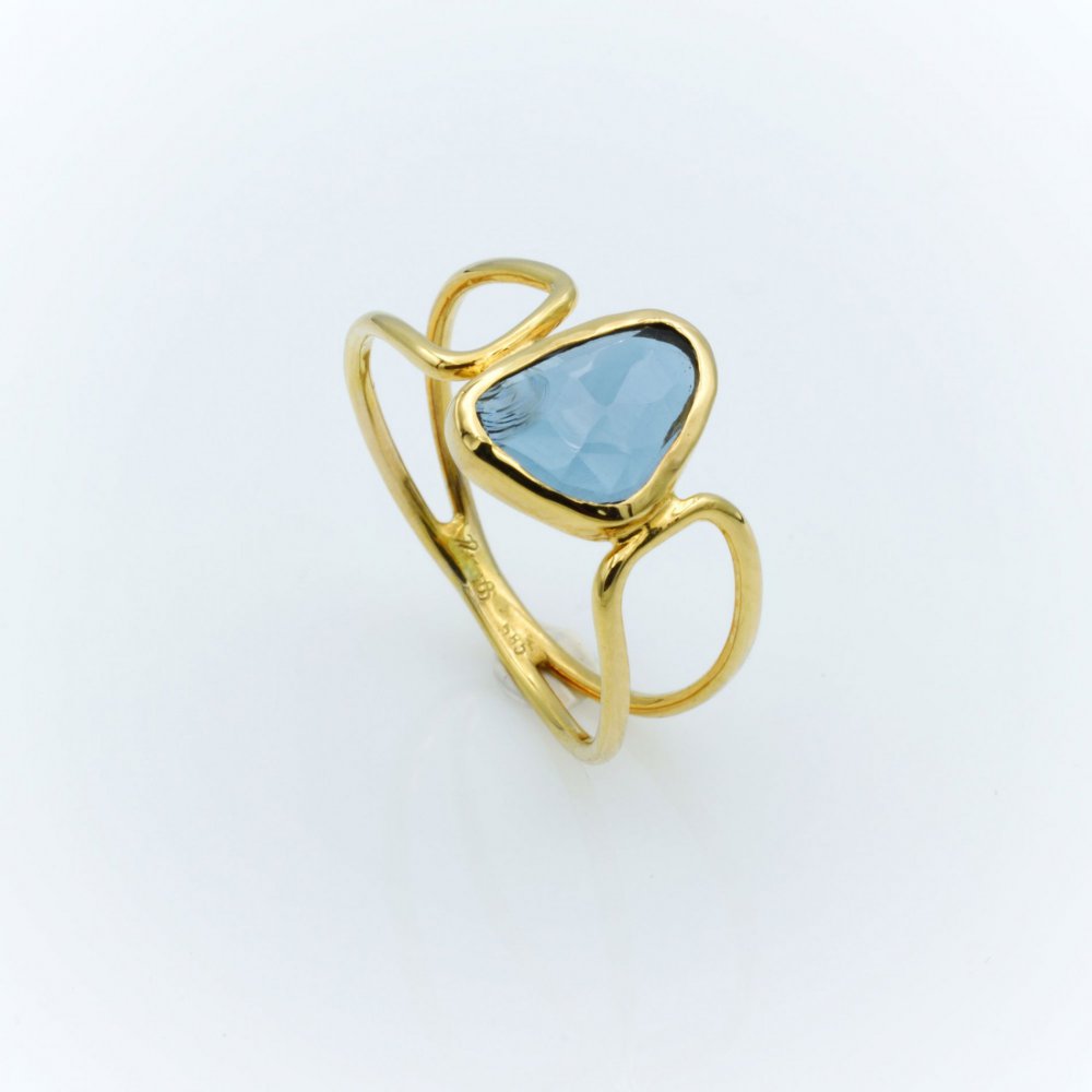 ΔΑΧΤΥΛΙΔΙ ΜΕ LONDON BLUE TOPAZ