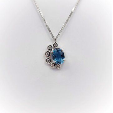 Alexis Kittas ΜΕΝΤΑΓΙΟΝ ΜΕ LONDON BLUE TOPAZ ΚΑΙ ΔΙΑΜΑΝΤΙΑ